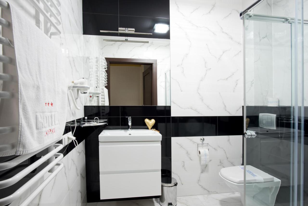 Hotel Campari Gora Motyczna Luaran gambar